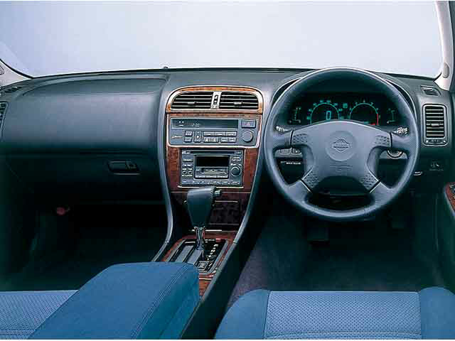 日産 グロリア 2.5 グランツーリスモ 4AT (1997年06月～1999年05月