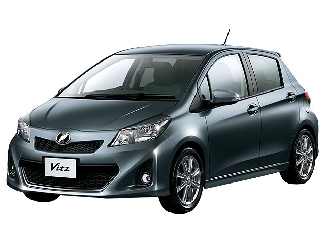 トヨタ ヴィッツ 1.5 U CVT (2012年05月～2014年03月)カタログ・燃費