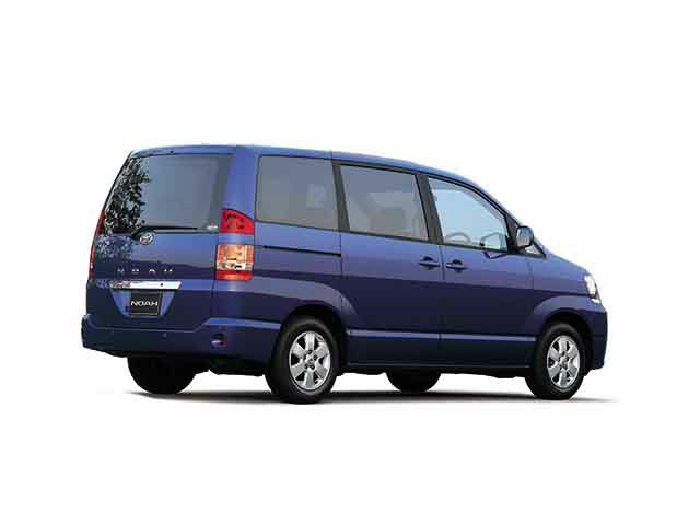 トヨタ ノア (2003年08月～2004年07月)【マイナーチェンジ】 カタログ