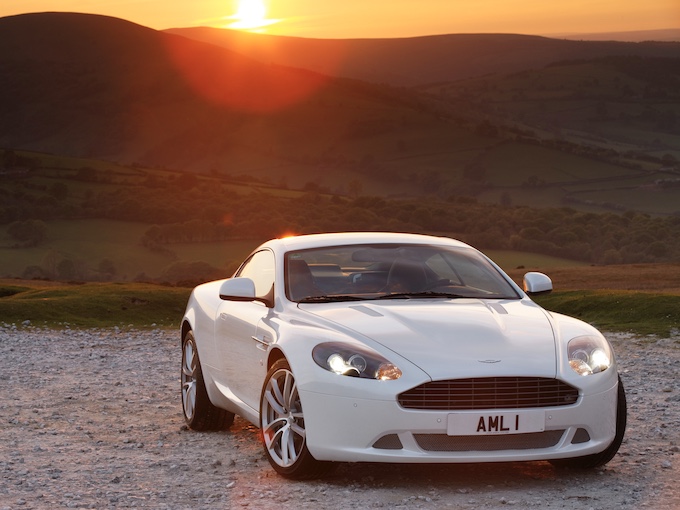 アストンマーティン DB9