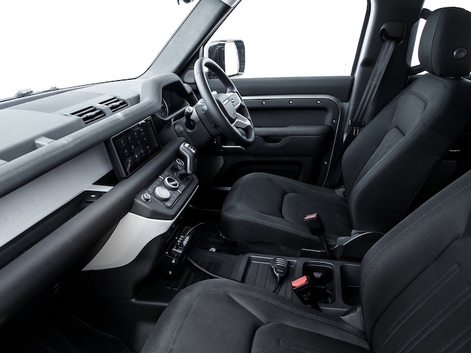 ディフェンダー