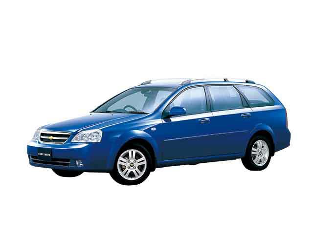 シボレーオプトラワゴンの燃費はどのくらいですか？カタログに掲載された燃費の他に実際に乗っている人がいたら、オプトラワゴンの燃費を教えてください。