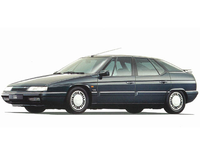 シトロエンXMブレークの売却を検討しているのですが、個人売買がいいのか買取専門店に連絡した方が良いのか・・・<br>車の売り方がわかりません。<br>車を売るために必要な書類や一番高値で売る方法を教えて欲しいです。<br>まだローンも残っているので手続きなども不安です。ネットでは買い叩かれるとかの噂も聞くので詳しい人に教えて欲しいです。<br>ちなみに、シトロエンXMブレークを売却した時の買取相場なども教えていただけると助かります。