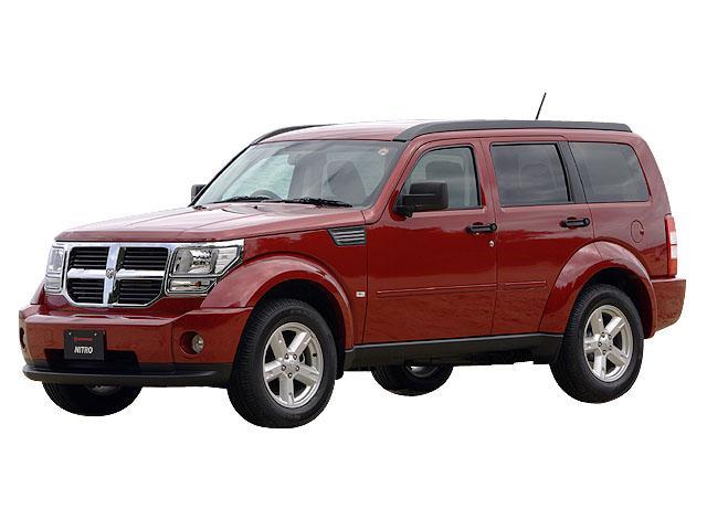 ダッジナイトロのタイヤの溝が減ってきたので交換しようと思っています。ダッジナイトロのタイヤサイズとインチサイズを教えてください。ダッジナイトロの場合、夏用のタイヤでインチアップするとしたら何インチがオススメですか。