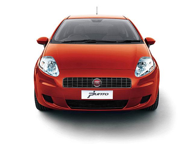 今、中古車を探してるので車に詳しい人教えてください。<br>探している中古車は、フィアットグランデプントです。安心のできる中古車販売店から購入したいので個人売買やオークションなどは検討していません。<br>まずは、中古車の相場価格が知りたいのですが、ネットで調べても中古車の相場がわかりづらいので教えて欲しいです