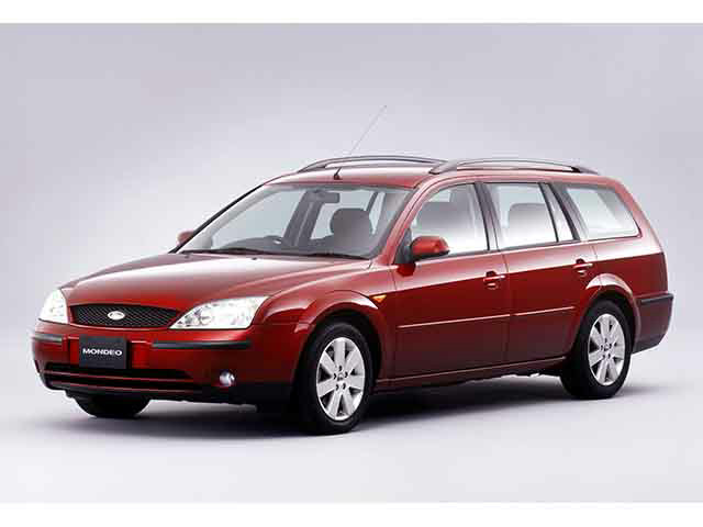 フォードモンデオワゴンのタイヤの溝が減ってきたので交換しようと思っています。フォードモンデオワゴンのタイヤサイズとインチサイズを教えてください。フォードモンデオワゴンの場合、夏用のタイヤでインチアップするとしたら何インチがオススメですか。