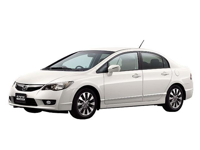 ホンダシビックハイブリッドの売却を検討しているのですが、個人売買がいいのか買取専門店に連絡した方が良いのか・・・<br>車の売り方がわかりません。<br>車を売るために必要な書類や一番高値で売る方法を教えて欲しいです。<br>まだローンも残っているので手続きなども不安です。ネットでは買い叩かれるとかの噂も聞くので詳しい人に教えて欲しいです。<br>ちなみに、ホンダシビックハイブリッドを売却した時の買取相場なども教えていただけると助かります。