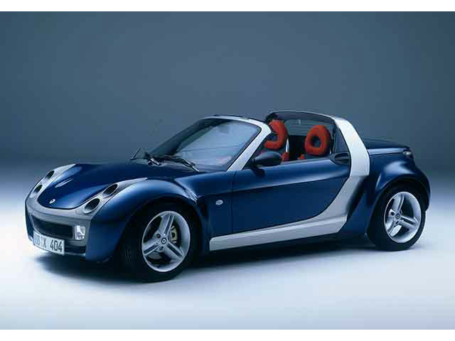 マツダロードスターのタイヤ交換を考えています。マツダロードスターのタイヤサイズとインチサイズを教えてください。マツダロードスターでインチアップするなら何インチがオススメですか。