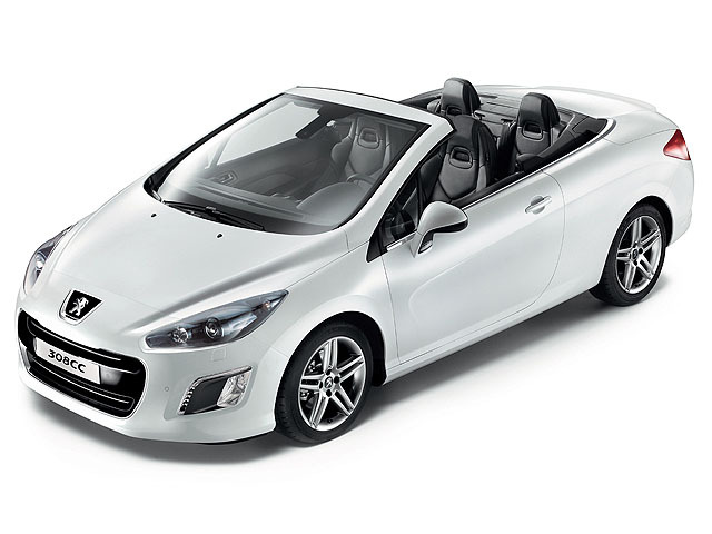 今、中古車を探してるので車に詳しい人教えてください。<br>探している中古車は、プジョー308CCです。安心のできる中古車販売店から購入したいので個人売買やオークションなどは検討していません。<br>まずは、中古車の相場価格が知りたいのですが、ネットで調べても中古車の相場がわかりづらいので教えて欲しいです