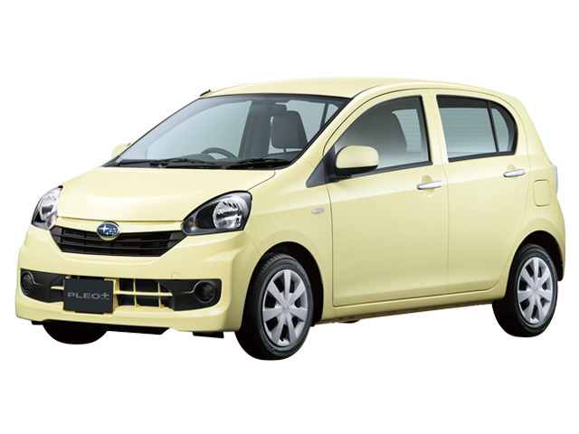 スバルプレオプラスの燃費はどのくらいですか？カタログに掲載された燃費の他に実際に乗っている人がいたら、プレオプラスの燃費を教えてください。