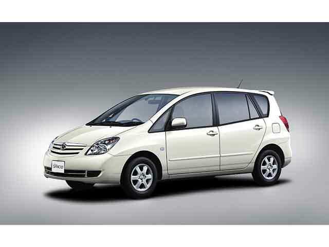 今、中古車を探してるので車に詳しい人教えてください。<br>探している中古車は、トヨタカローラスパシオです。安心のできる中古車販売店から購入したいので個人売買やオークションなどは検討していません。<br>まずは、中古車の相場価格が知りたいのですが、ネットで調べても中古車の相場がわかりづらいので教えて欲しいです