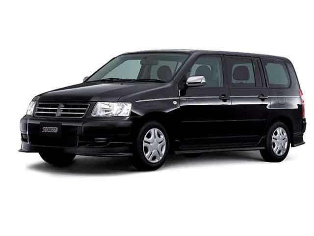 トヨタサクシードの燃費はどのくらいですか？カタログに掲載された燃費の他に実際に乗っている人がいたら、サクシードの燃費を教えてください。