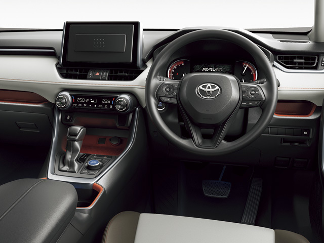 トヨタRAV4をインパネ写真