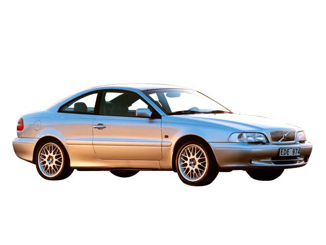 ボルボC70のタイヤの溝が減ってきたので交換しようと思っています。ボルボC70のタイヤサイズとインチサイズを教えてください。ボルボC70の場合、夏用のタイヤでインチアップするとしたら何インチがオススメですか。