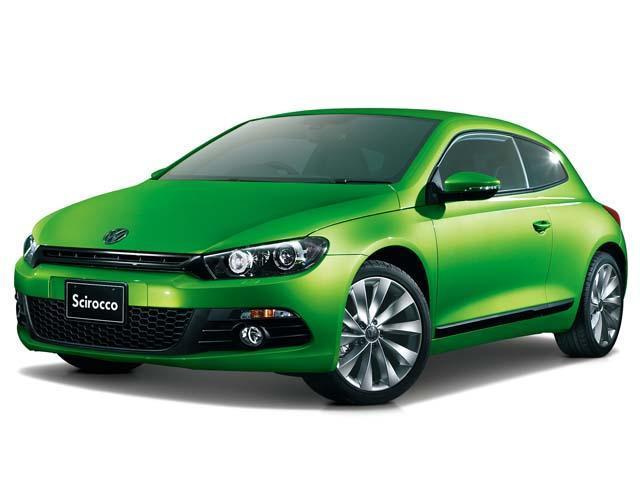 フォルクスワーゲンシロッコの燃費はどのくらいですか?カタログに掲載された燃費の他に実際に乗っている人がいたら、シロッコの燃費を教えてください。