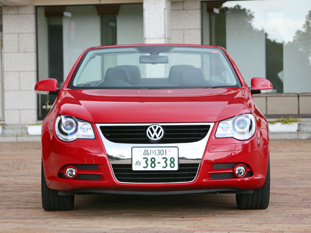 フォルクスワーゲンイオスのタイヤの溝が減ってきたので交換しようと思っています。フォルクスワーゲンイオスのタイヤサイズとインチサイズを教えてください。フォルクスワーゲンイオスの場合、夏用のタイヤでインチアップするとしたら何インチがオススメですか。