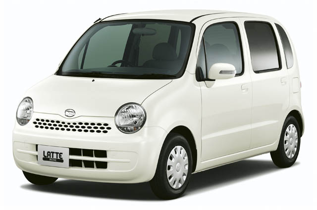 Daihatsu купить владивосток. Daihatsu move Latte. Дайхатсу мув 2006. Машина Дайхатсу с раздвижной дверью. Дайхатсу мове 2002г.