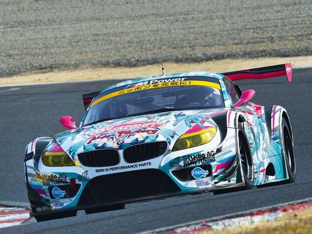 初音ミク の痛車bmwレースカーが今年も全国を激走 旬ネタ 日刊カーセンサー 初音ミク の痛車bmwレースカーが今年も全国を激走 旬ネタ 日刊カーセンサー