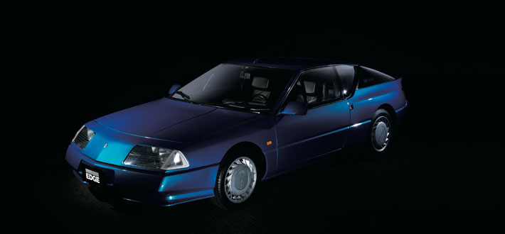 ▲リアエンジンリアドライブのスポーツカーとして1984年から1991年まで製造。デザインは外装をウーリエ、内装をマルチェロ・ガンディーニが担当し、エンジンは2.5Lターボが与えられた