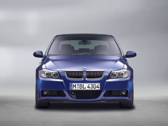 走行距離3万km以下の旧型bmw 3シリーズが100万円以下でイケること 知ってました 旬ネタ 日刊カーセンサー 走行距離3万km以下の旧型bmw 3シリーズが100万円以下でイケること 知ってました 旬ネタ 日刊カーセンサー