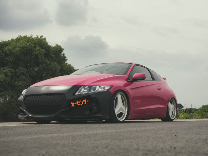 とにかく目立つ をコンセプトにしたピンク色のcr Z 旬ネタ 日刊カーセンサー