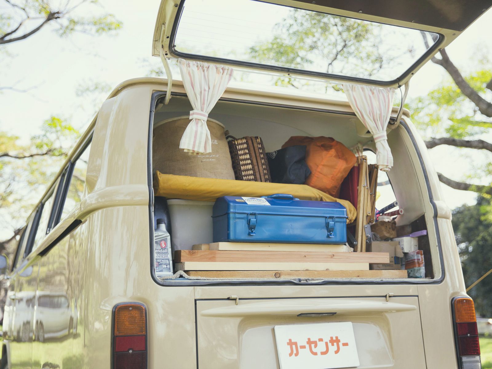 現役バリバリのワーゲンバスで ゆる い空間を作り出すファミリーキャンプの達人 旬ネタ 日刊カーセンサー