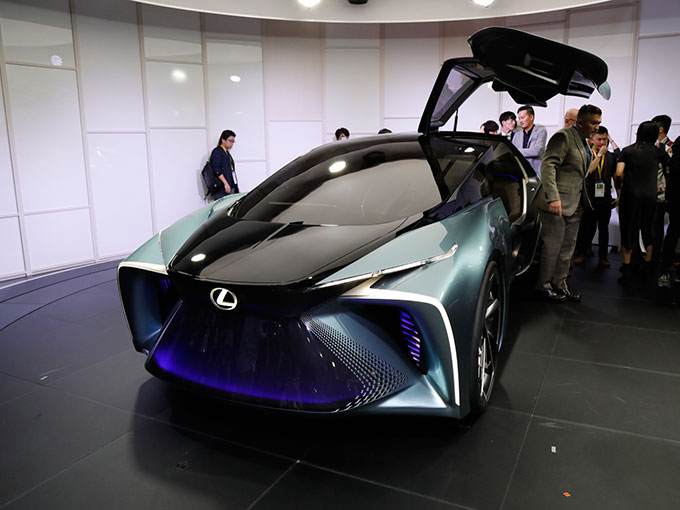 レクサス 次世代の電動化戦略を象徴するコンセプトカー Lf 30 Electrified を世界初公開 東京モーターショー 19 旬ネタ 日刊カーセンサー レクサス 次世代の電動化戦略を象徴するコンセプトカー Lf 30 Electrified を世界初公開 東京モーターショー 19 旬ネタ 日刊カーセンサー
