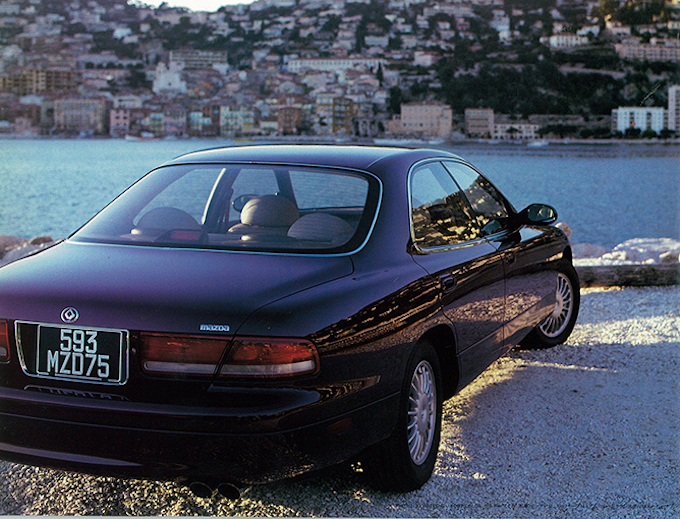 バブル期にマツダの最上級モデルとして登場した 初代マツダ センティアは今でも色褪せないスタイリングを持つ絶滅危惧車だ 特選車 日刊カーセンサー