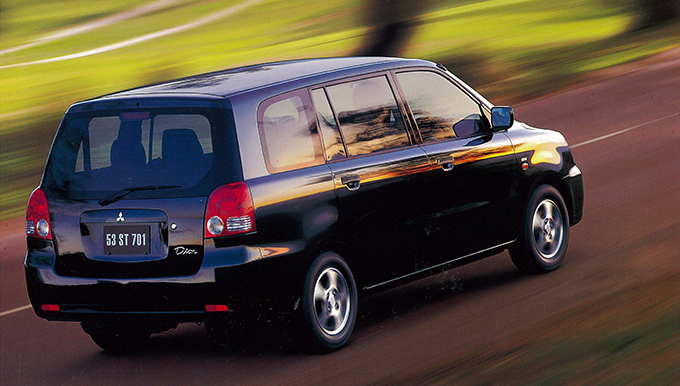 予算50万円で狙える 7名乗車可 5ナンバーサイズミニバンの三菱 ディオンは 狙い目の絶滅危惧車かもしれない 特選車 日刊カーセンサー 予算50万円で狙える 7名乗車可 5ナンバーサイズミニバンの三菱 ディオンは 狙い目の絶滅危惧車かもしれない 特選車 日刊カーセンサー