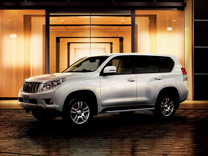 人気の3列シート 7人乗りsuv10選 総額150万円以下のお得なモデルからプレミアムモデルまで紹介 特選車 日刊カーセンサー 人気の3列シート 7人乗りsuv10選 総額150万円以下のお得なモデルからプレミアムモデルまで紹介 特選車 日刊カーセンサー