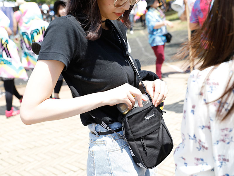 初心者のための野外フェス入門 服装や持ち物など知っておくべきこと 旬ネタ 日刊カーセンサー 初心者のための野外フェス入門 服装や持ち物など知っておくべきこと 旬ネタ 日刊カーセンサー