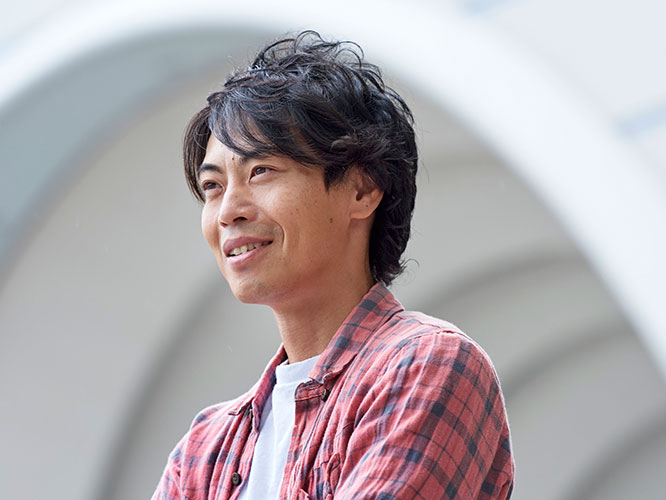 バイクトライアル元世界王者 有薗啓剛は自転車教育で交通社会を変える 旬ネタ 日刊カーセンサー バイクトライアル元世界王者 有薗啓剛は自転車教育で交通社会を変える 旬ネタ 日刊カーセンサー