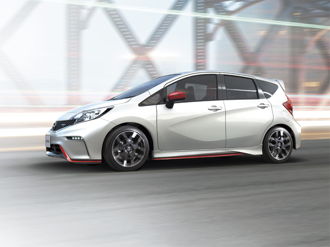 専用パーツをふんだんに使用したホットハッチ 日産 ノート Nismo Sが中古車になり さらに魅力的な価格になってきた 特選車 日刊カーセンサー 専用パーツをふんだんに使用したホットハッチ 日産 ノート Nismo Sが中古車になり さらに魅力的な価格になってきた 特選車 日刊カーセンサー