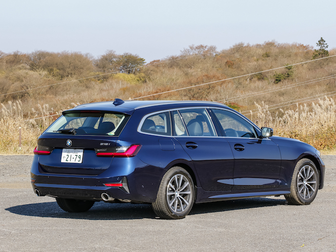 試乗 Bmw 新型3シリーズ ツーリング318i リーズナブルでも格別の走り ステーションワゴンを楽しむなら3シリーズ 一択 試乗レポート 日刊カーセンサー