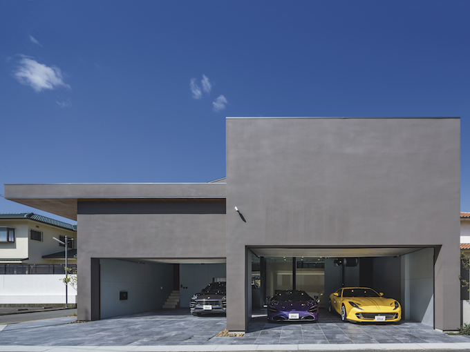 4台の愛車と趣味部屋を内包する広大なガレージのある家 Edge House 旬ネタ 日刊カーセンサー 4台の愛車と趣味部屋を内包する広大なガレージのある家 Edge House 旬ネタ 日刊カーセンサー