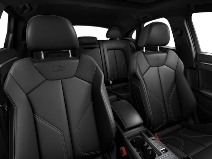 Q3スポーツバック