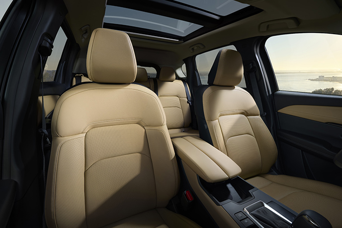 新型CX-5の室内空間