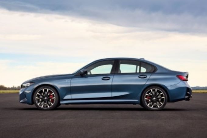 Q.前輪駆動と後輪駆動の見分け方は？