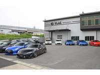 ｋｕｈｌ ｒａｃｉｎｇ ｎａｇｏｙａ ｒａｃｉｎｇ ｈｙｂｒｉｄｓｐｏｒｔｓ 中古車なら カーセンサーnet